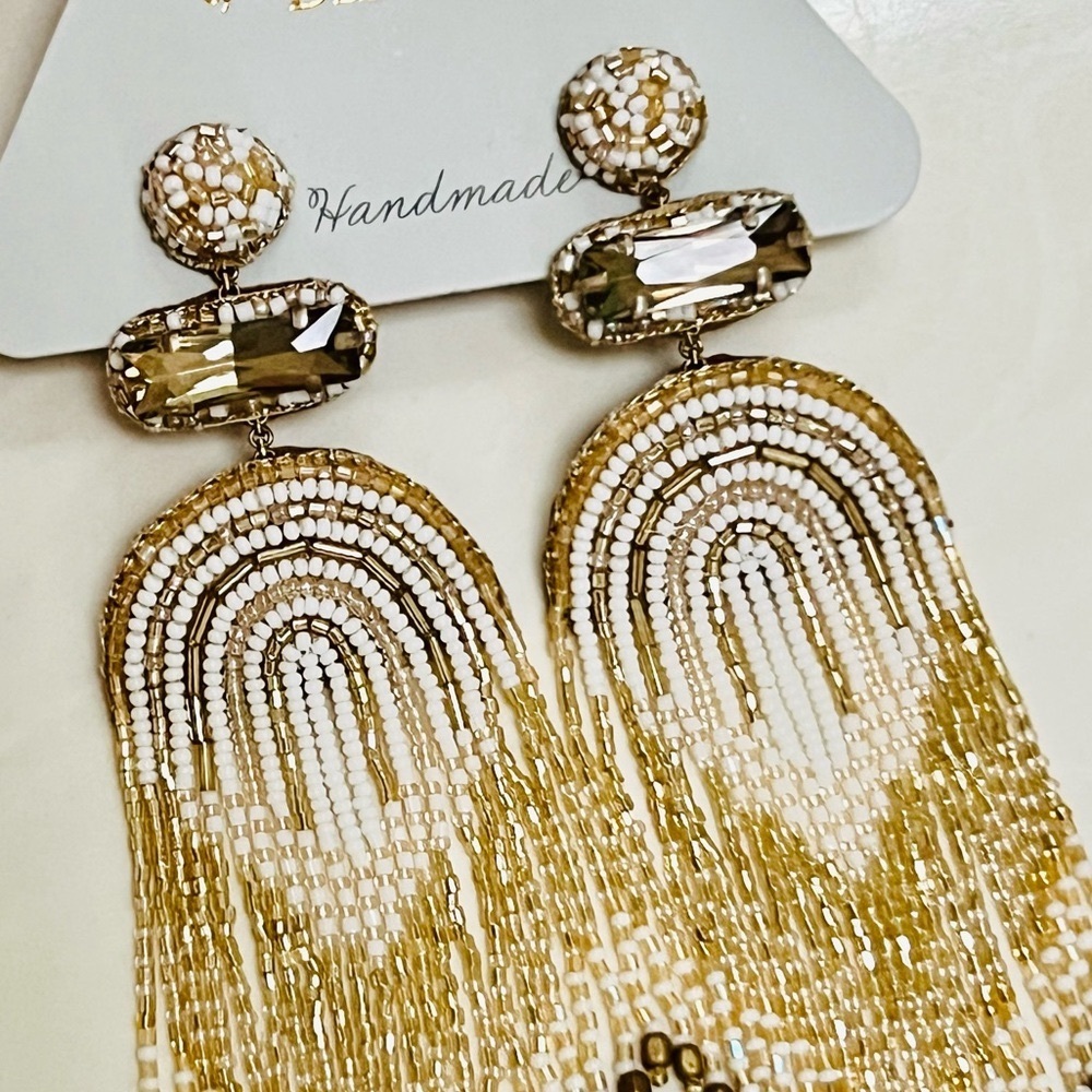 🌺🎉HP🎉🌺 NWT Deepa Gurnani Luxe Beaded Fringe Chandeliers - Picture 12 of 16